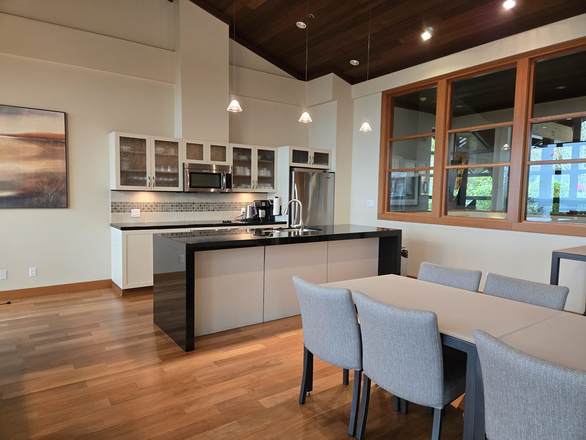 #1303 - 3355 Cypress Place